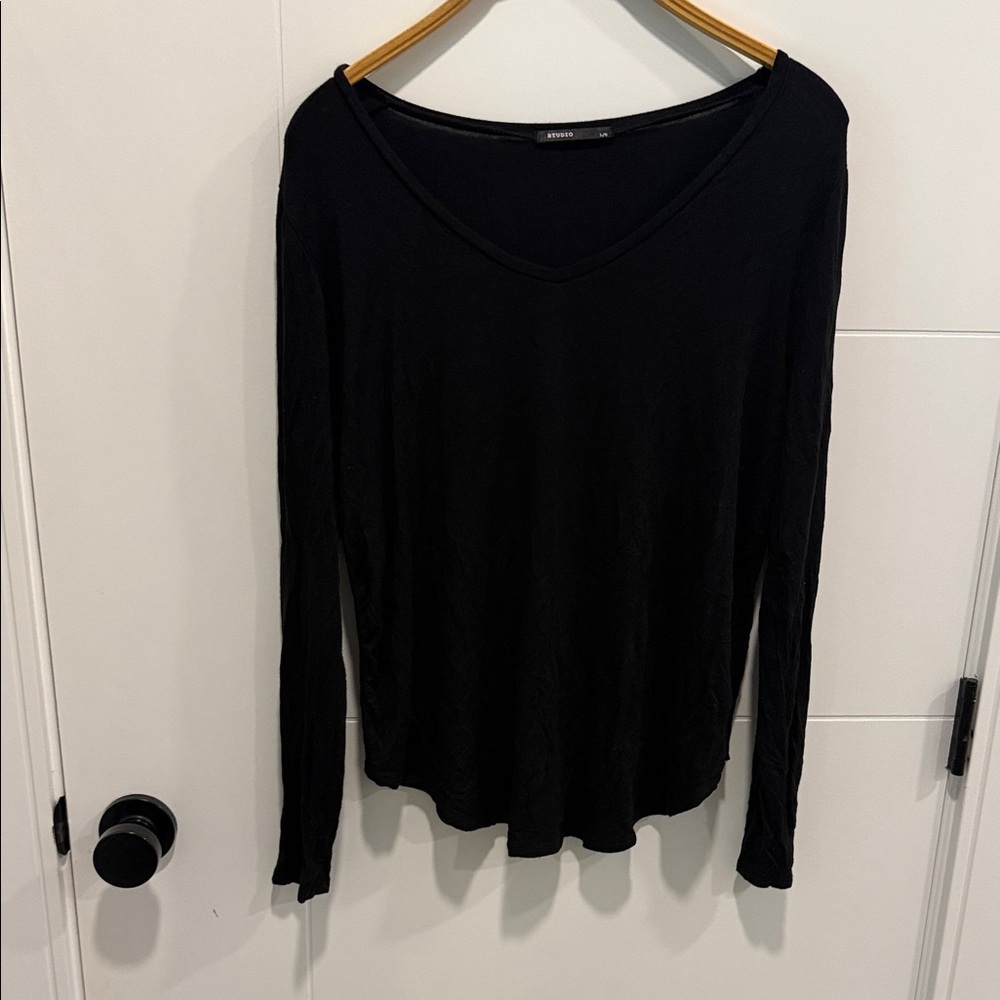 Studio Classic Black Long Sleeve Tee size large